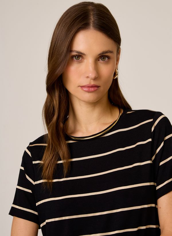 11115056_09_5-BLUSA-MC-LEILA
