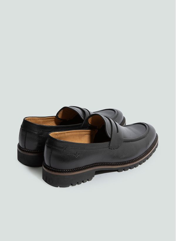 28141074_09_6-SAPATO-MOCASSIM-TRAT-PRETO