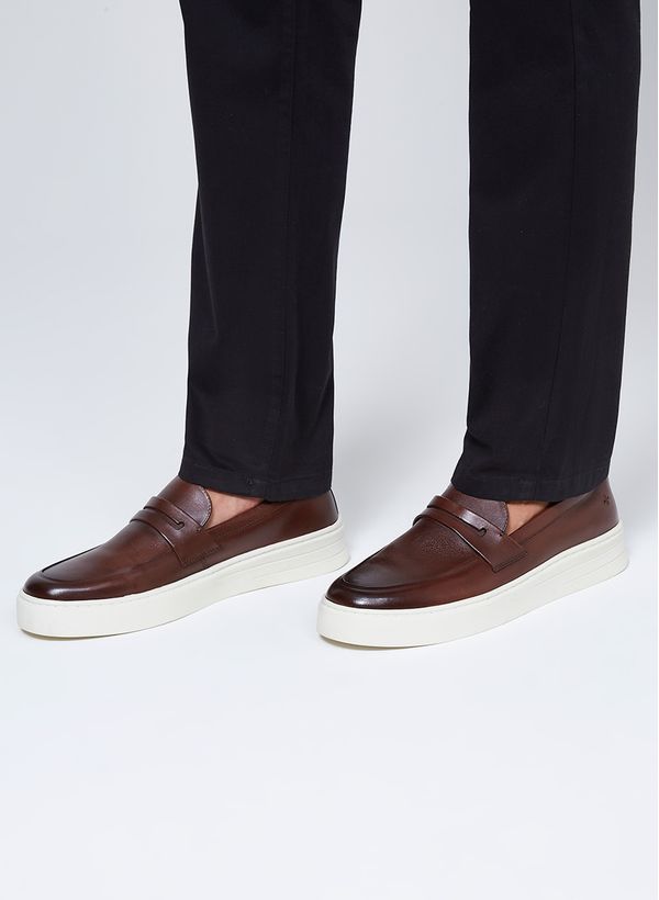 90140901_59_2-TENIS-COURO-LOAFER-MARROM