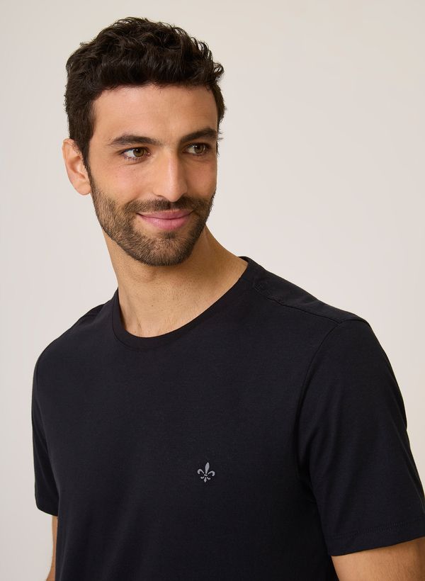 08771524_09_5-T-SHIRT-MC-DC-BASICA-ESSENTIALS