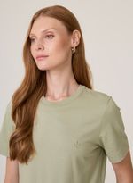 11067039_25_5-BLUSA-MC-LOGO-RELEVO
