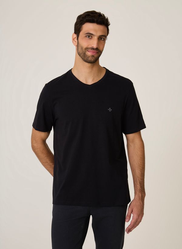 08771808_09_1-TSHIRT-V-MC-ESSENTIALS-PERE