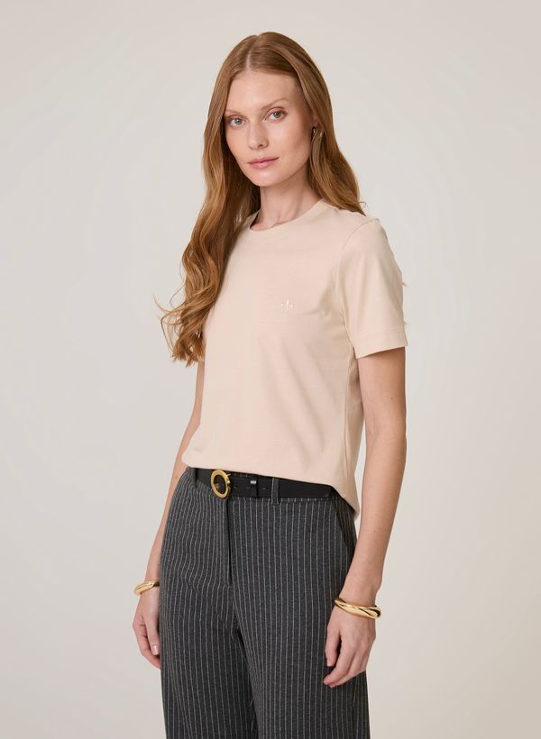 11067040_01_2-BLUSA-MC-LOGO-RELEVO