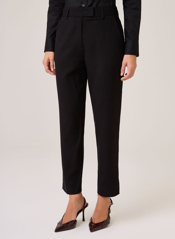 91013067_09_2-CALCA-DUDA