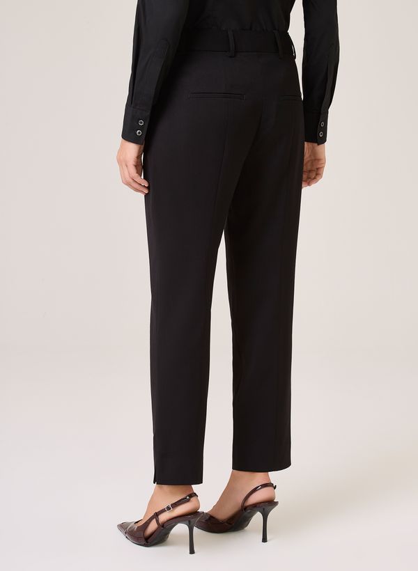 91013067_09_3-CALCA-DUDA