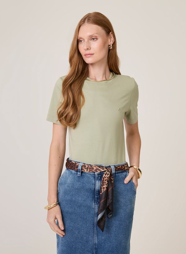 11067039_25_2-BLUSA-MC-LOGO-RELEVO
