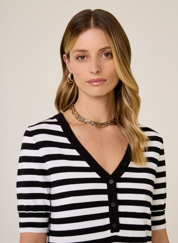 11045049_09_5-BLUSA-LISTRADA-MARA