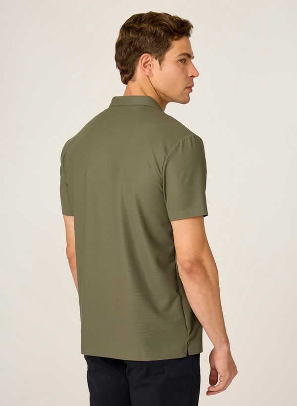 77080009_49_4-POLO-MC-MALHA-TECH-TEXTURA