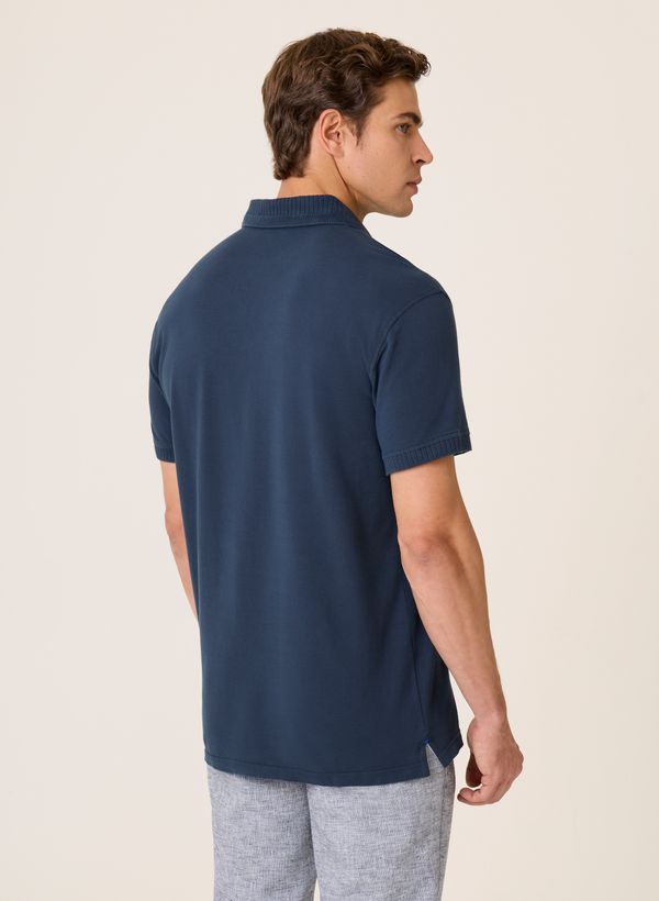 77040094_48_4-POLO-MC-PIQUET-TEXTURA-GOLA