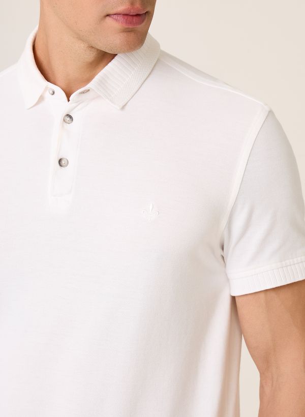 77040096_11_4-POLO-MC-PIQUET-TEXTURA-GOLA