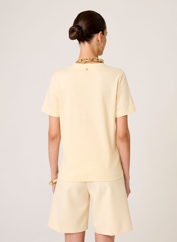 11067095_16_4-BLUSA-MC-LOGO-RELEVO