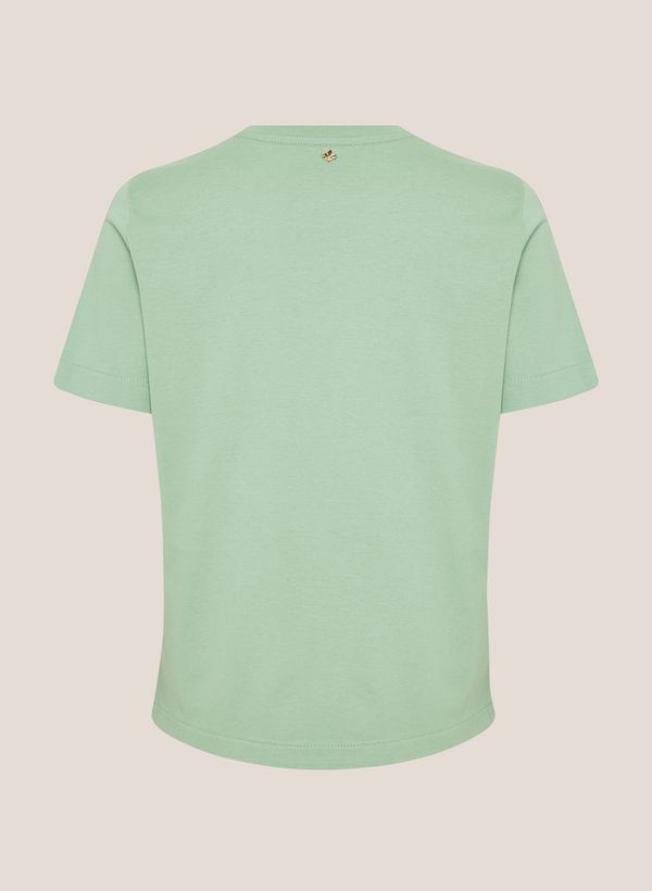 11067094_25_7-BLUSA-MC-LOGO-RELEVO